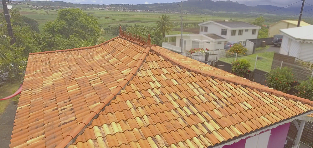 Toiture : Rénover son toit avec des tuiles